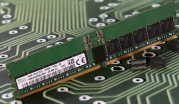 由于需求极低DDR5和DDR4DRAM价格继续下降