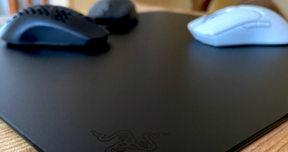 RazerAtlas我不知道自己需要的钢化玻璃鼠标垫