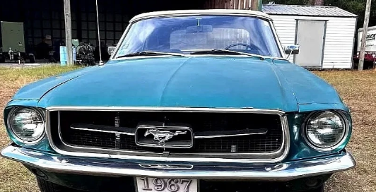 这款 1967 年款 Mustang C-Code 敞篷车十分稀有 仅生产了 289 辆